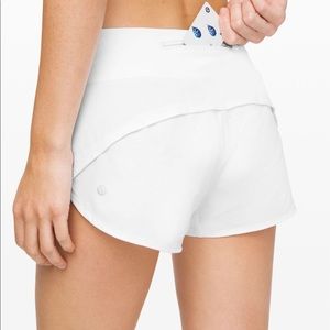 🍋lululemon Speed Up Short *2.5”